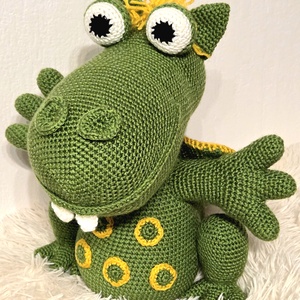 Horgolt sárkány - játék & sport - plüssállat & játékfigura - plüss mesefigurák - Meska.hu