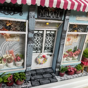 Jázmin virágboltja- miniatűr dobozkép - fali kulcstartó - otthon & életmód - dekoráció - kép & falikép - 3d képek - Meska.hu