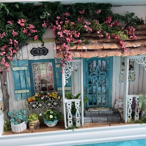 Liliom utca 46 - dobozkép - fali kulcstartó - - miniatűr dobozkép - művészet - makett, modell - Meska.hu