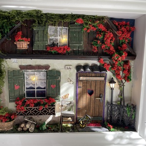 Muskátli utca 44 - miniatűr dobozkép - fali kulcstartó - otthon & életmód - dekoráció - kép & falikép - 3d képek - Meska.hu Muskátli utca 44 - miniatűr dobozkép - fali kulcstartó - otthon & életmód - dekoráció - kép & falikép - 3d képek - Meska.hu