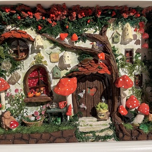 Gomba utca 49 - miniatűr dobozkép -fali kulcstartó, Otthon & Életmód, Dekoráció, Kép & Falikép, 3d képek, Újrahasznosított alapanyagból készült termékek, MESKA