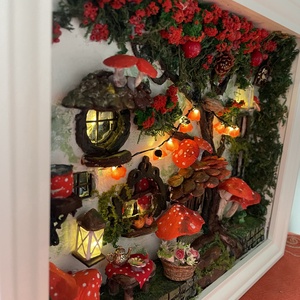 Gomba utca 53 - miniatűr dobozkép - fali kulcstartó - karácsony - karácsonyi lakásdekoráció - karácsonyi falu, házikó - Meska.hu