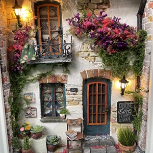 Chaumont Street 62 - miniatűr dobozkép - Fali kulcstartó  - Meska.hu
