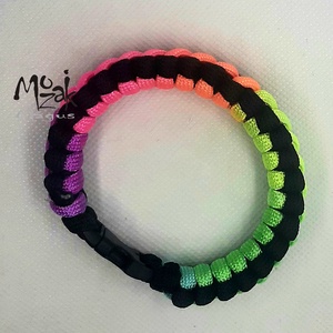Nyárra: szivárvány paracord karkötő !!! - ékszer - karkötő - fonott karkötő - Meska.hu