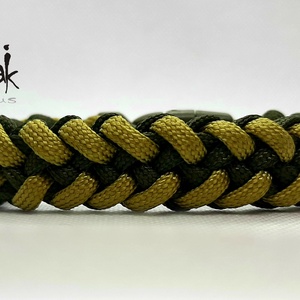 Bézs-keki paracord karkötő - ékszer - karkötő - fonott karkötő - Meska.hu