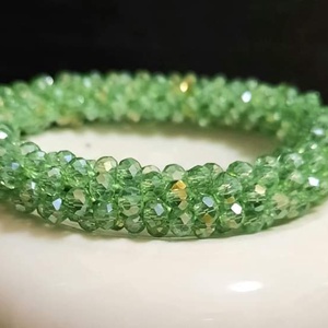 Csillogó fánk üveggyöngy karkötő - több színben - ékszer - karkötő - gyöngyös karkötő - Meska.hu Csillogó fánk üveggyöngy karkötő - több színben - ékszer - karkötő - gyöngyös karkötő - Meska.hu