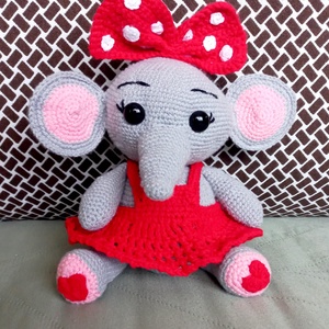 Elefánt kislány, Játék & Sport, Plüssállat & Játékfigura, Elefánt, Horgolás, MESKA