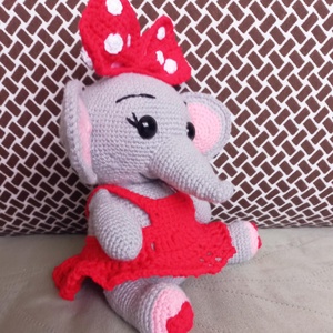 Elefánt kislány - játék & sport - plüssállat & játékfigura - elefánt - Meska.hu