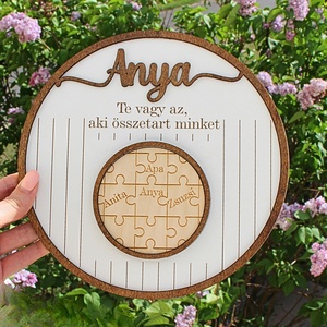 Anyák napi kör ajándék asztal dísz tartóval együtt , Otthon & Életmód, Dekoráció, Asztal és polc dekoráció, Asztaldísz, Gravírozás, pirográfia, MESKA
