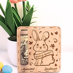 Névre szóló húsvéti ajándék � egyedi nyuszi pénztartó gravírozva, Ünnepi díszek, dekorációk, Húsvéti díszek és dekorációk, Húsvéti pénzátadó, Gravírozás, pirográfia, MESKA
