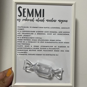 Semmi ajándékba - Vicces ajándék azoknak akiknek mindenük megvan  - művészet - grafika & illusztráció - digitális - Meska.hu