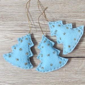 Fenyőfadísz  filcből ( karácsonyidísz filcből), Karácsony, Karácsonyi lakásdekoráció, Karácsonyfadíszek, Varrás, Hímzés, MESKA