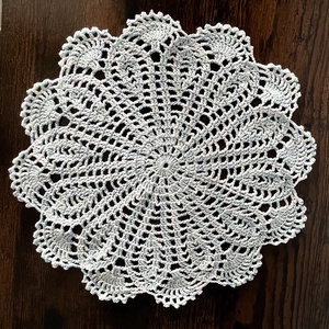 Horgolt díszterítő - otthon & életmód - lakástextil - abrosz, terítő - díszterítő polcra, komódra - Meska.hu