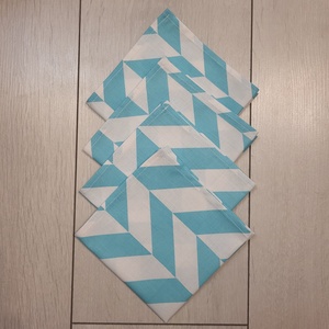 Türkizkék-fehér cikkcakk mintás textilszalvéta , Otthon & Életmód, Konyhafelszerelés, tálalás, Konyhai textil, Szalvéta, Varrás, MESKA