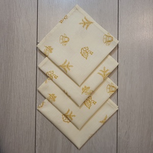 Karácsonyi textilszalvéta az ünnepi asztalra , Otthon & Életmód, Konyhafelszerelés, tálalás, Konyhai textil, Szalvéta, Varrás, MESKA