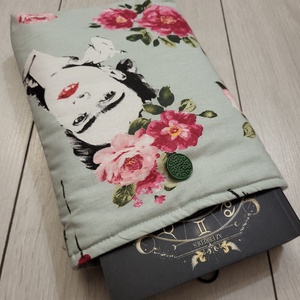 Könyvtok- Frida Kahlo - könyv & zene - könyvtok - Meska.hu