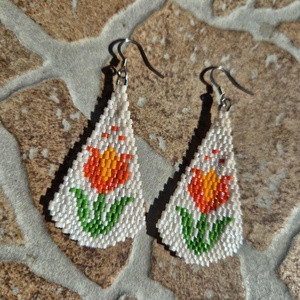 Tulipánmintás fülbevaló  - ékszer - fülbevaló - lógó fülbevaló - Meska.hu