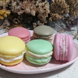 Macaron szappan válogatás díszdobozban - Meska.hu