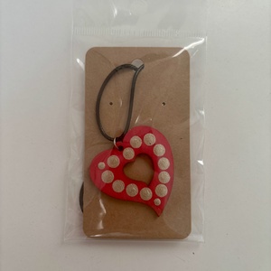 Szivecskés nyaklánc, Ékszer, Nyaklánc, Medálos nyaklánc, Festészet, Festett tárgyak, MESKA