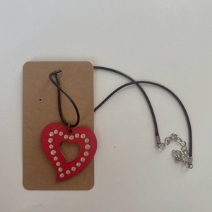 Nyaklánc szív medállal, Ékszer, Nyaklánc, Medálos nyaklánc, Festészet, Festett tárgyak, MESKA