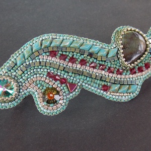 Labradorite -gyöngy hímzett  hajcsat - Meska.hu