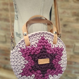 Horgolt női körtáska - MINI - csillaggal a közepén - Crossbody - PISZKOSRÓZSASZÍN, Táska & Tok, Kézitáska & válltáska, Vállon átvethető táska, Horgolás, MESKA