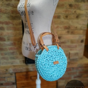 Horgolt női körtáska - MINI - jázmin mintával - Crossbody - MENTAKÉK - táska & tok - kézitáska & válltáska - vállon átvethető táska - Meska.hu
