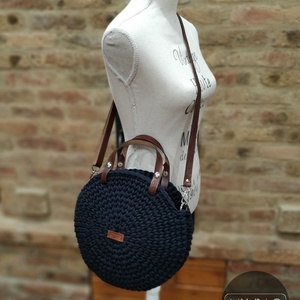 Horgolt női körtáska NAVYKÉK színben - Crossbody - táska & tok - kézitáska & válltáska - vállon átvethető táska - Meska.hu