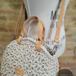 Horgolt női körtáska BÉZS színben - jázmin mintával - Crossbody - táska & tok - kézitáska & válltáska - vállon átvethető táska - Meska.hu