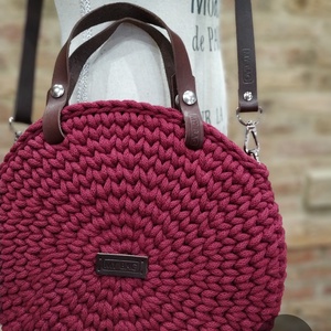 Horgolt női körtáska WINE RED színben - Crossbody, Táska & Tok, Kézitáska & válltáska, Vállon átvethető táska, Horgolás, MESKA