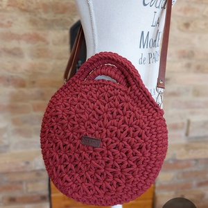 Horgolt női körtáska WINE RED színben - jázmin mintával - Crossbody, Táska & Tok, Kézitáska & válltáska, Vállon átvethető táska, Horgolás, MESKA