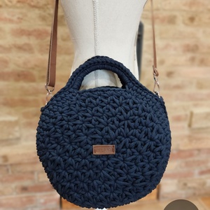 Horgolt női körtáska MÉLYKÉK (NAVY) színben - jázmin mintával - Crossbody - táska & tok - kézitáska & válltáska - vállon átvethető táska - Meska.hu