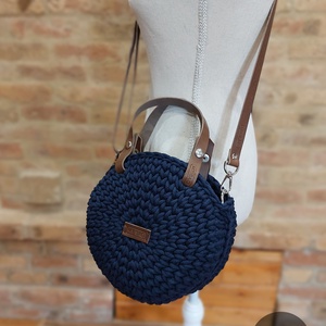 Horgolt női körtáska - MINI - Crossbody - MÉLYKÉK - táska & tok - kézitáska & válltáska - vállon átvethető táska - Meska.hu