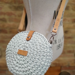 Horgolt női körtáska - MINI - Crossbody - PASTEL ZÖLD - táska & tok - kézitáska & válltáska - vállon átvethető táska - Meska.hu