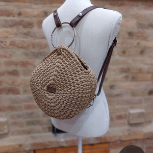 Csepp alakú horgolt női hátizsák / hátitatyó - KARAMELL - táska & tok - hátizsák - kishátizsák - Meska.hu