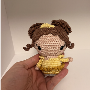 Barna hajú horgolt hercegnő - játék & sport - plüssállat & játékfigura - ember - Meska.hu