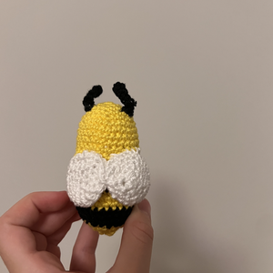 Horgolt méhecske - játék & sport - plüssállat & játékfigura - méhecske - Meska.hu