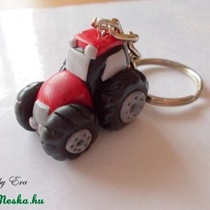 Traktoros kulcstartó -  - Meska.hu