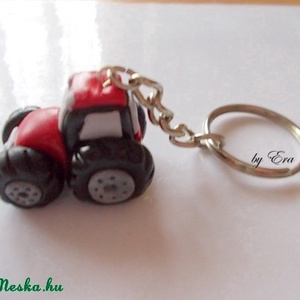 Traktoros kulcstartó -  - Meska.hu