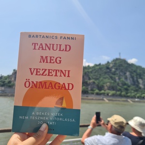 Dedikált - Tanuld Meg Vezetni Önmagad, Könyv & Zene, Könyv, Újrahasznosított alapanyagból készült termékek, MESKA