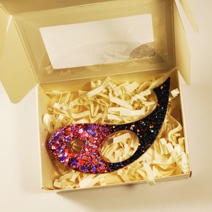 Könyvgerincvédő-könyves ajándék - könyv & zene - könyvjelző - Meska.hu