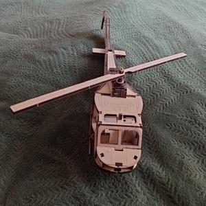 Helikopter makett  - művészet - makett, modell - Meska.hu