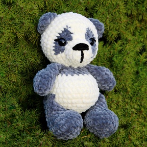 Horgolt panda plüss  - játék & sport - plüssállat & játékfigura - maci - Meska.hu