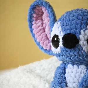 Horgolt Stitch plüss - játék & sport - plüssállat & játékfigura - más figura - Meska.hu