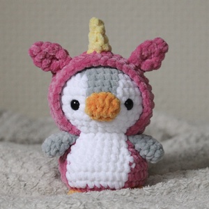 Horgolt pingvin plüss, egyszarvú jelmezben - játék & sport - plüssállat & játékfigura - más figura - Meska.hu