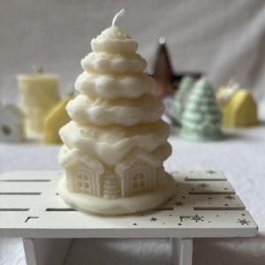 Téli falucska  fenyőfa formájú kézműves gyertya, Karácsony, Karácsonyi lakásdekoráció, Karácsonyi illatgyertya, mécses, Gyertya-, mécseskészítés, MESKA