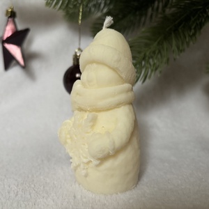 Hópihés Barát - kézműves hóember gyertya - karácsony - karácsonyi lakásdekoráció - karácsonyi illatgyertya, mécses - Meska.hu