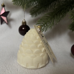 Varázstoboz  kézműves toboz gyertya, Karácsony, Karácsonyi lakásdekoráció, Karácsonyi illatgyertya, mécses, Gyertya-, mécseskészítés, MESKA