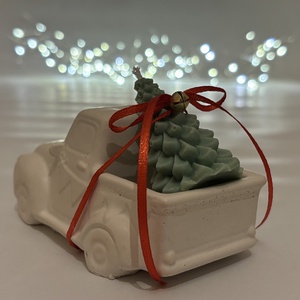 Hazaviszi a karácsonyt  - karácsony - karácsonyi lakásdekoráció - karácsonyi illatgyertya, mécses - Meska.hu