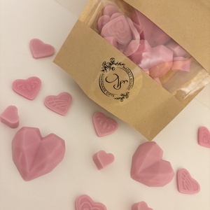 Szív alakú illatviasz � kézzel készült, romantikus illatosító (50 g) - otthon & életmód - gyertya, illat, aroma - illatviasz - Meska.hu